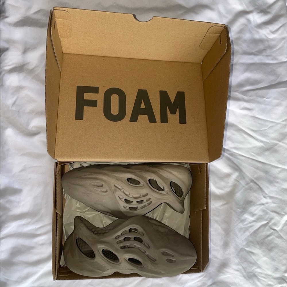 Adidas Yeezy Foam Runner Infants size 9K